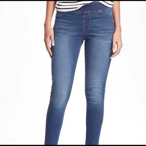 NWT OLD NAVY ROCKSTAR JEGGINGS